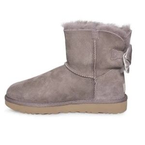 UGG Shoes - NIB UGG MINI BAILEY BOW II VELVET RIBBON BOOT SZ8 UGG Shoes - NIB UGG MINI BAILEY BOW II VELVET RIBBON BOOT SZ8